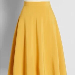 1x Mustard ModCloth Skirt